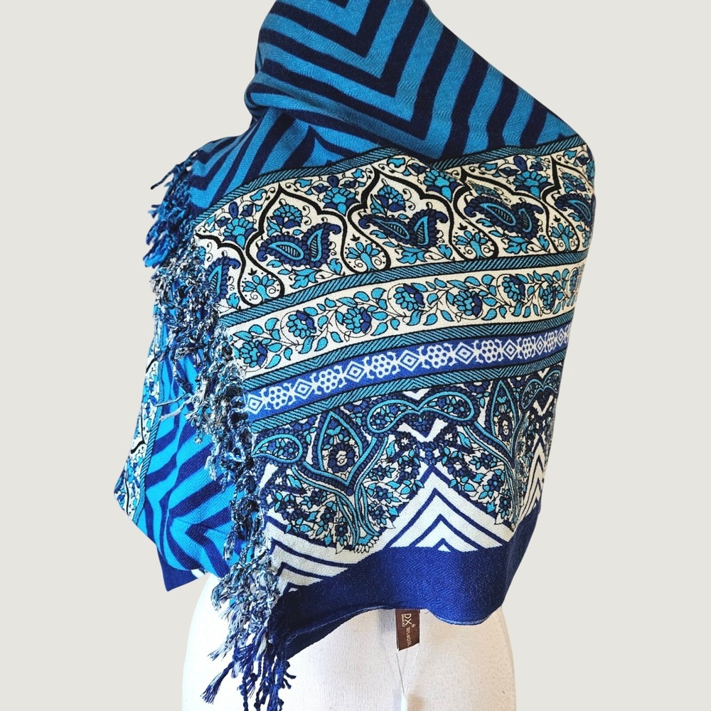 Dana Xu Blue White 100% Wool Pashmina Paisley Chevron Fringe Shawl Scarf NEW